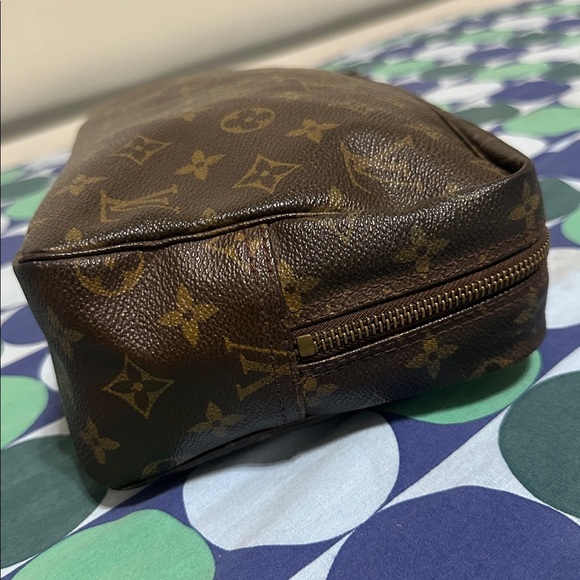 Louis Vuitton Monogram Trouse 28 - Picture 4 of 15